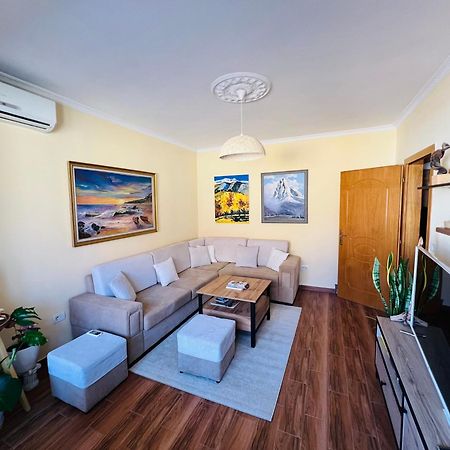 Cozy Central Apartment 地拉那 外观 照片