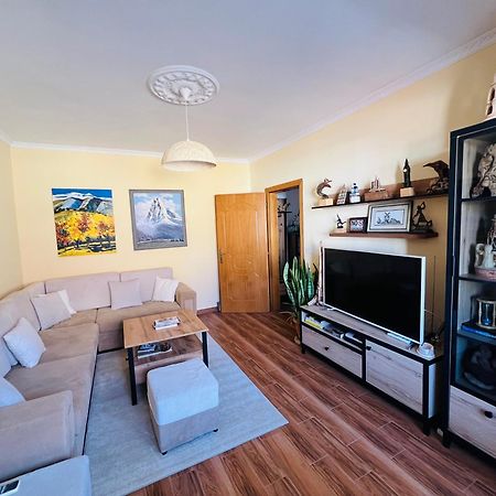 Cozy Central Apartment 地拉那 外观 照片