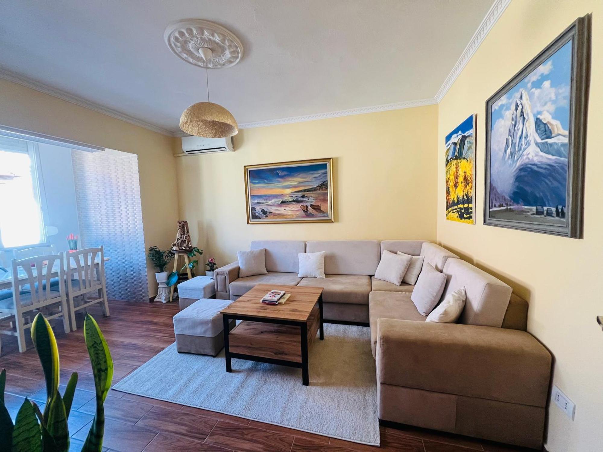 Cozy Central Apartment 地拉那 外观 照片