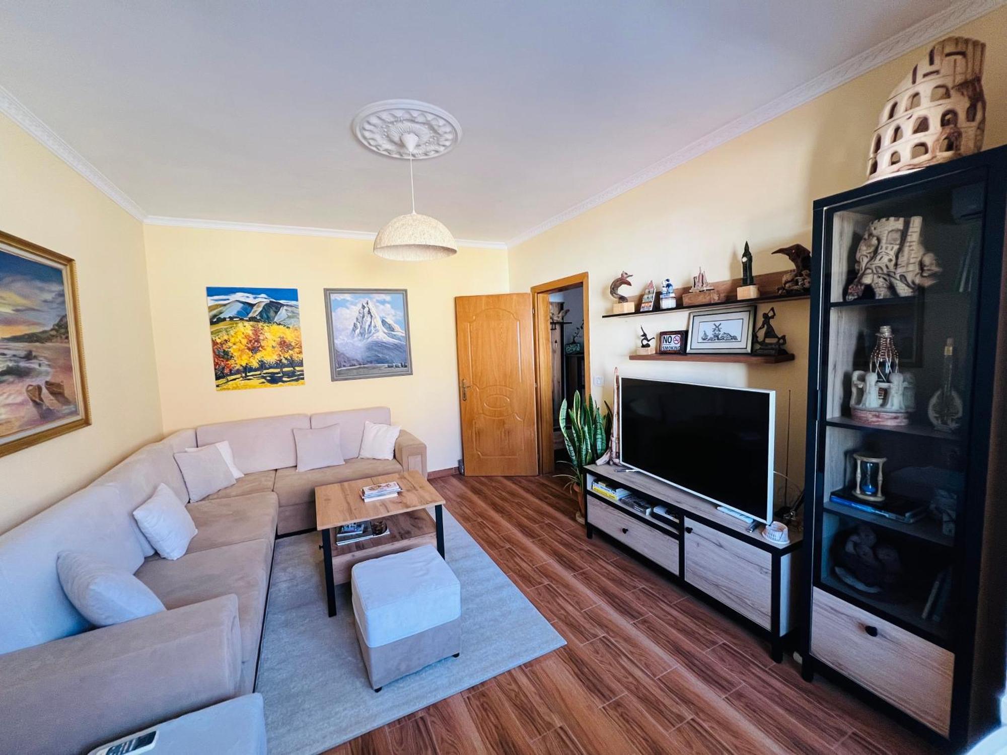 Cozy Central Apartment 地拉那 外观 照片
